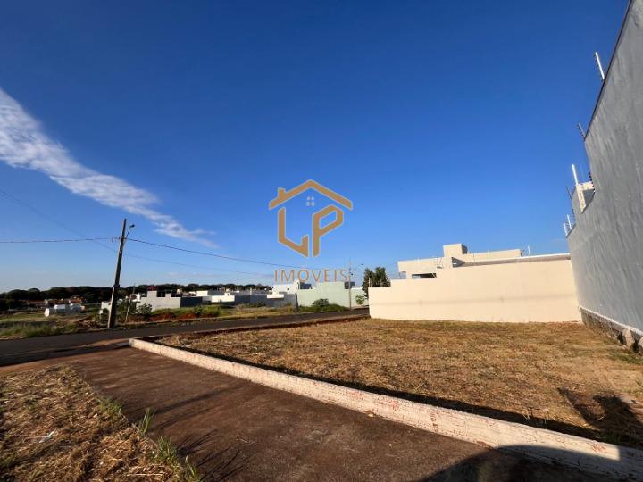 Terreno para Venda na cidade de Maring&aacute; no bairro Bom Jardim
