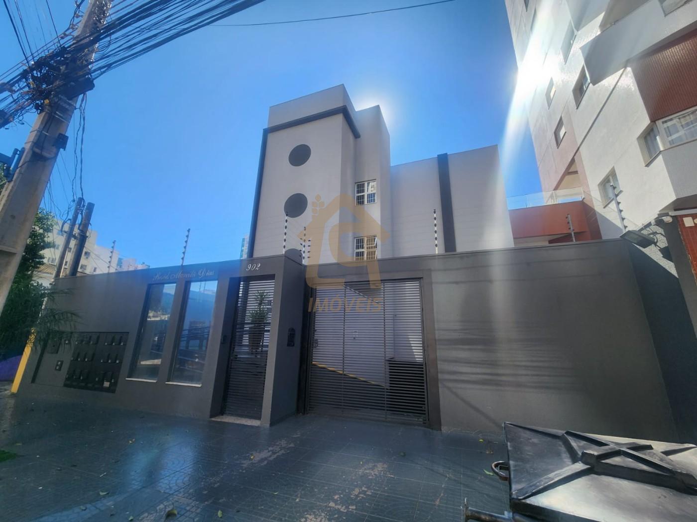 Apartamento para Venda na cidade de Maring&aacute; no bairro Zona 03