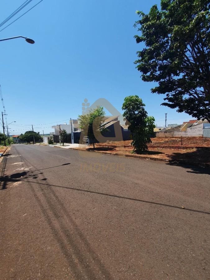 Terreno para Venda na cidade de Maring&aacute; no bairro Jardim Oriental