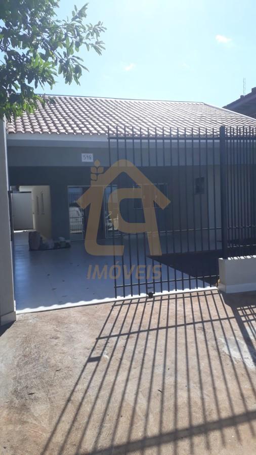 Casa para Venda na cidade de Maring&aacute; no bairro Jardim Oriental