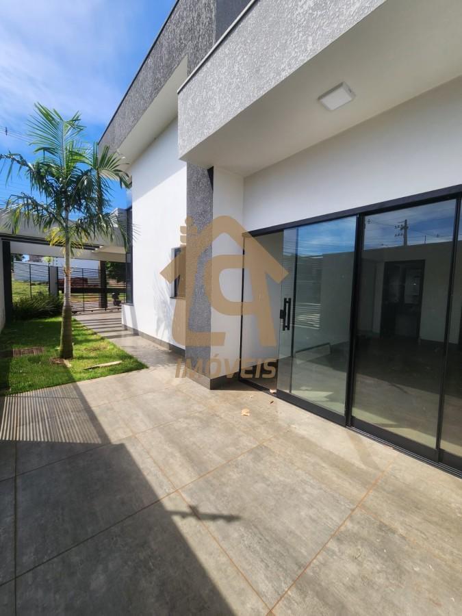Casa Alto Padr&atilde;o para Venda na cidade de Maring&aacute; no bairro Parque Avenida