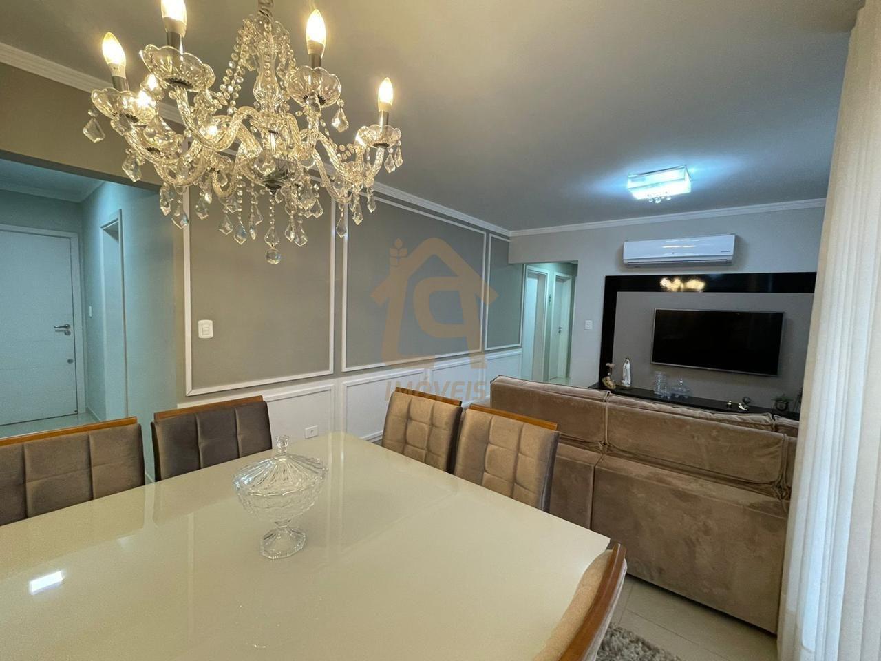 Apartamento para Venda na cidade de Maring&aacute; no bairro Zona 03