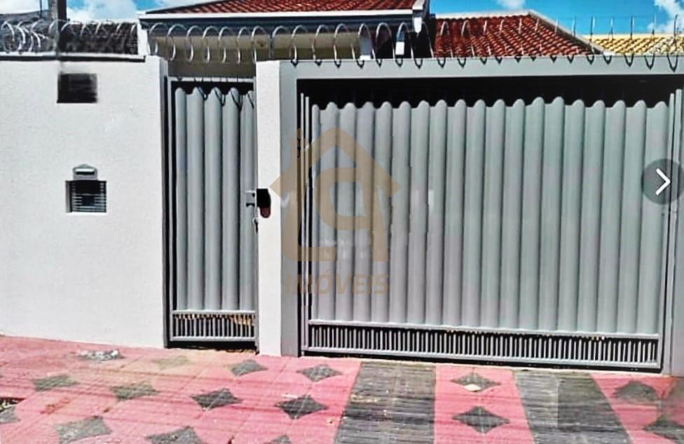 Casa para Venda na cidade de Maring&aacute; no bairro Loteamento Madrid