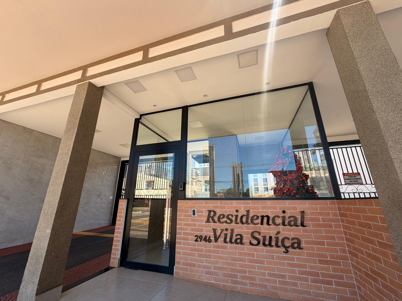 Apartamento para Venda na cidade de Maring&aacute; no bairro Zona 09