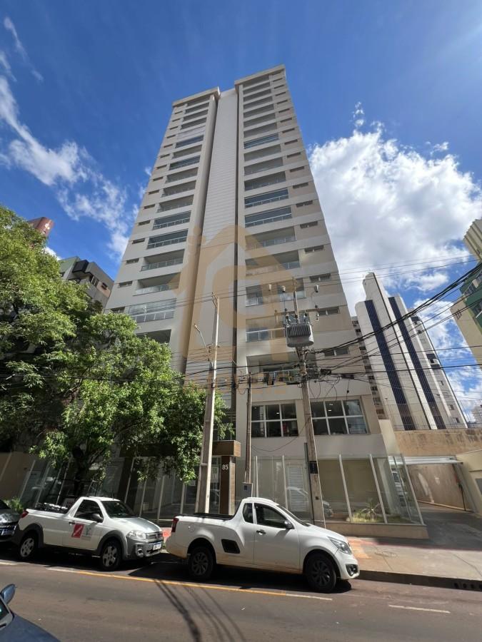 Apartamento para Venda na cidade de Maring&aacute; no bairro Zona 07