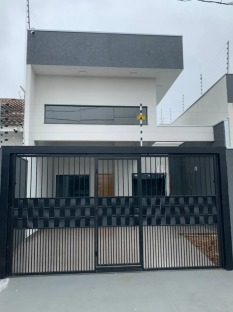 Alto Padr&atilde;o para Venda na cidade de Maring&aacute; no bairro Jardim Tr&ecirc;s Lagoas