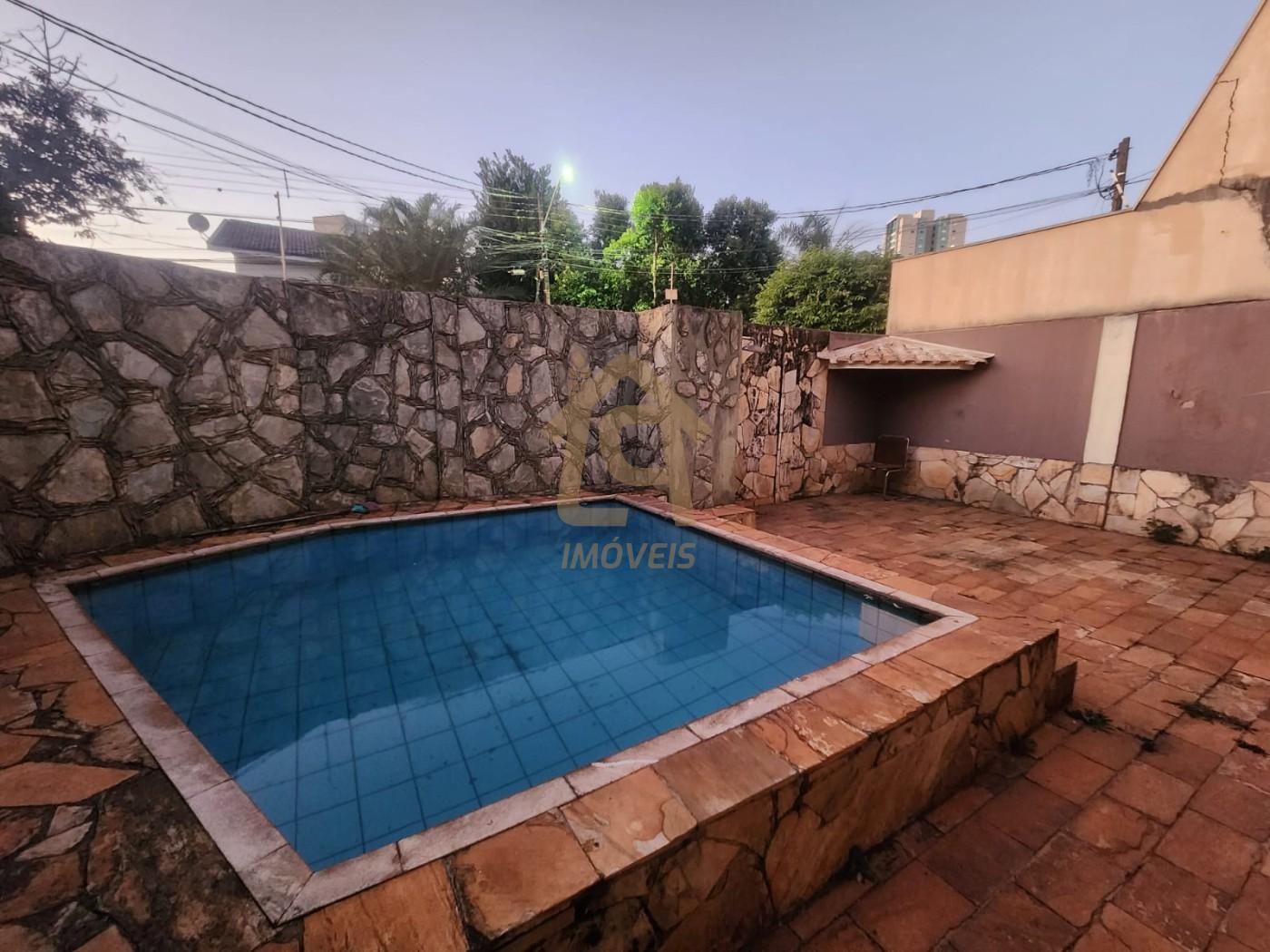 Casa Alto Padr&atilde;o para Venda na cidade de Maring&aacute; no bairro Jardim Novo Horizonte